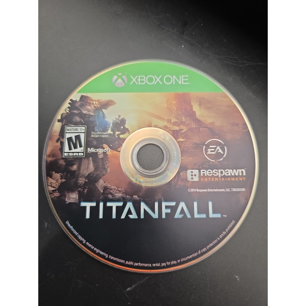 Titanfall (Microsoft Xbox One, 2014) No Manual or Box Disc Only Tested Works